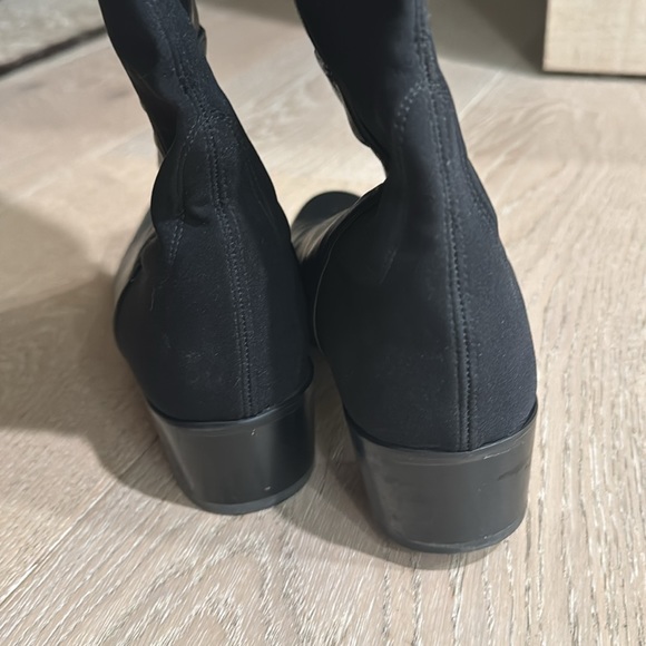 Stuart Weitzman Tall Black Knee High boot - Picture 7 of 9